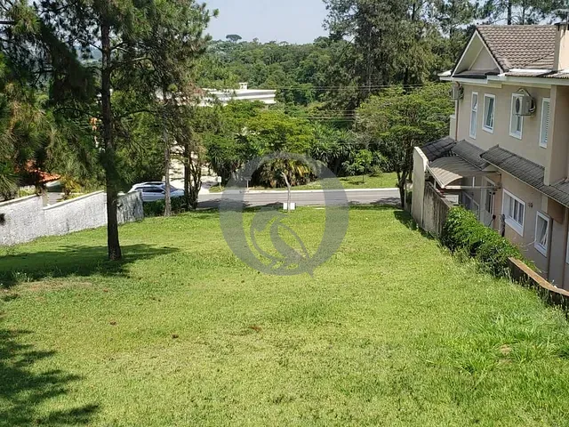 Terreno com 657m², à venda, no bairro Alphaville em Santana de Parnaíba