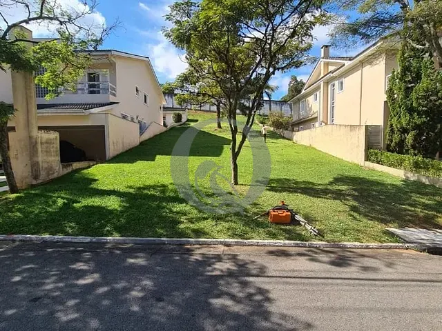 Terreno com 657m², à venda, no bairro Alphaville em Santana de Parnaíba