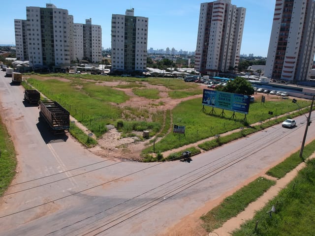 Terreno com 4250m², para alugar, no bairro Parque Oeste Industrial em Goiânia