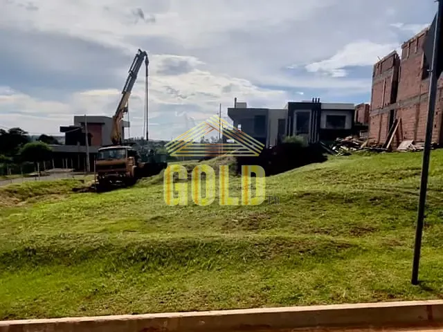 Terreno com 200m², à venda, no bairro Olímpico em Londrina
