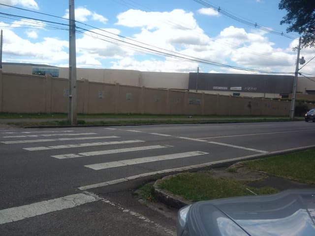 Terreno com 6650m², à venda, no bairro Tarumã em Curitiba