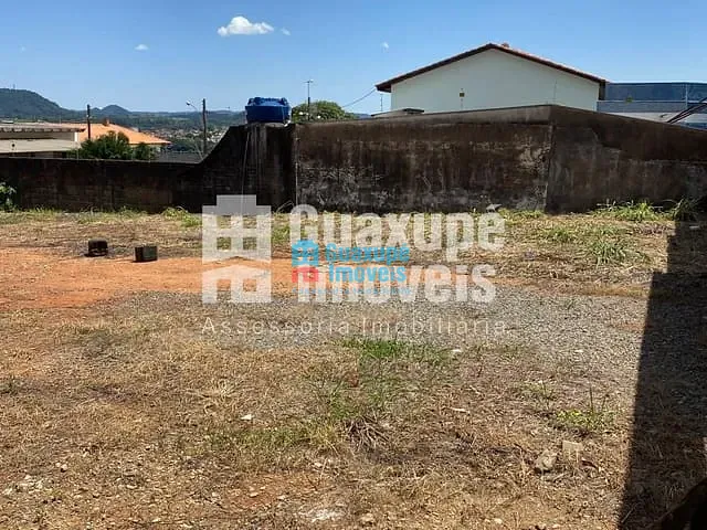 Terreno com 986m², à venda, no bairro PARQUE DO CONVENTO em GUAXUPÉ