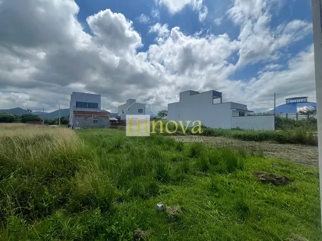 Terreno com 150m², à venda, no bairro Loteamento Portal dos Pássaros em Caraguatatuba