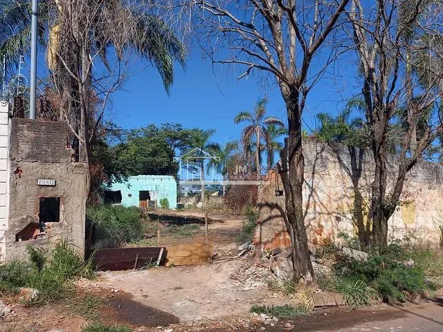 Terreno com 1600m², à venda, no bairro Chácaras Tubalina e Quartel em Uberlândia