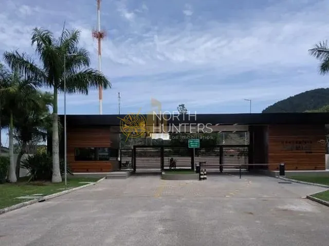 Terreno com 662m², à venda, no bairro Jurerê Internacional em Florianópolis