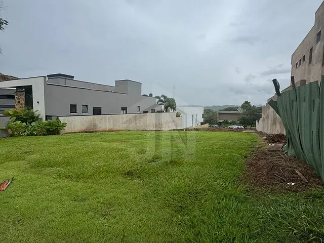 Terreno com 484m², à venda, no bairro Residencial e Empresarial Alphaville em Ribeirão Preto