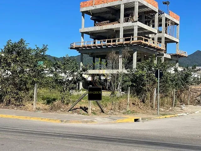 Terreno com 400m², à venda, no bairro Santa Regina em Camboriú