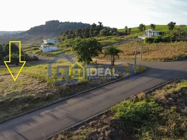 Terreno com 360m², à venda, no bairro Santa Terezinha em Concórdia