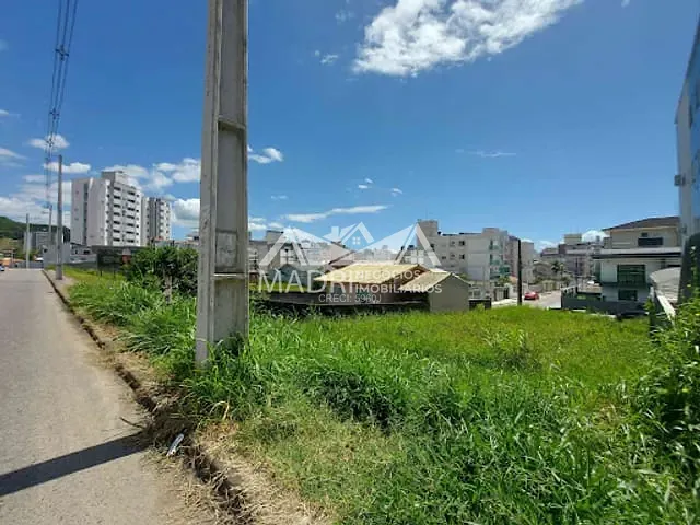 Terreno com 310m², à venda, no bairro Pagani em Palhoça