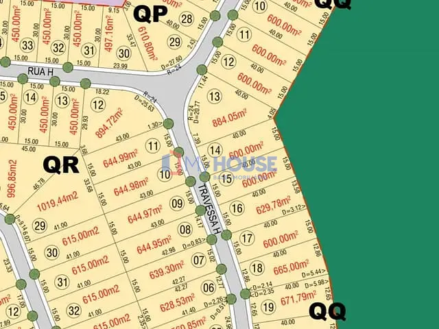 Terreno com 645m², à venda, no bairro Nossa Senhora da Vitória em Ilhéus
