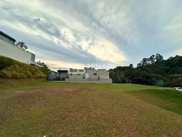 Terreno com 621m², à venda, no bairro Tamboré em Santana de Parnaíba