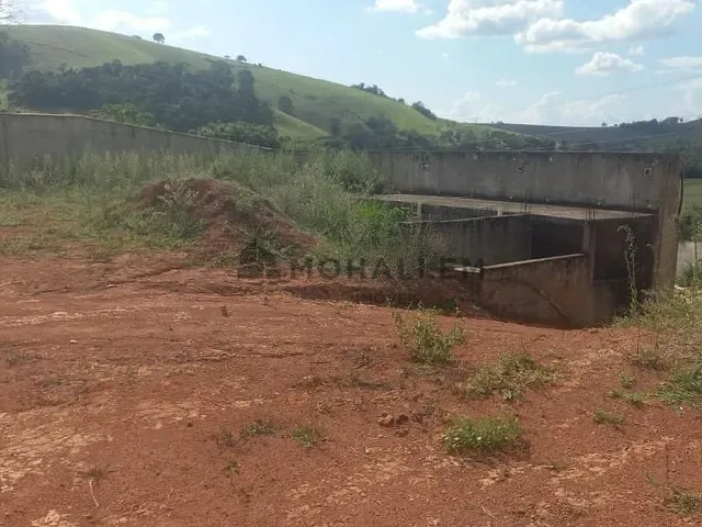 Terreno com 1430m², à venda, no bairro Carneiros em Piranguinho