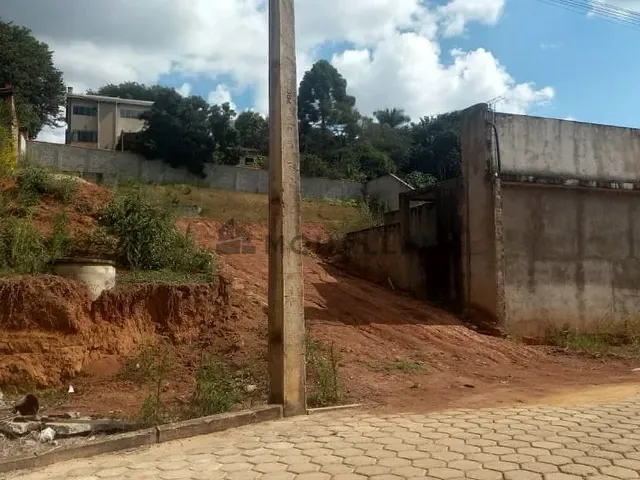 Terreno com 1430m², à venda, no bairro Carneiros em Piranguinho