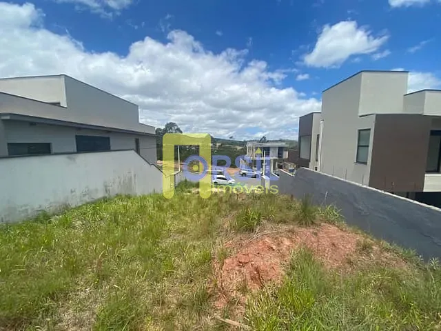 Terreno com 324m², à venda, no bairro Cézar de Souza em Mogi das Cruzes