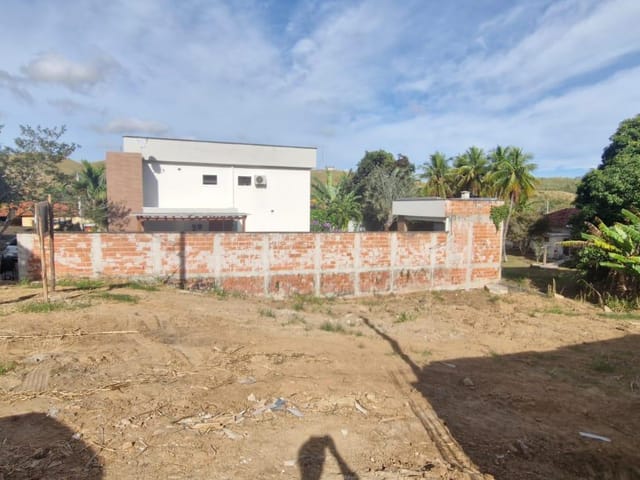 Terreno com 450m², à venda, no bairro Matadouro em Vassouras