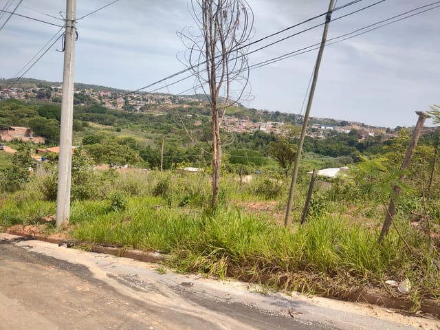 Terreno com 200m², à venda, no bairro Ribeiro de Abreu em Belo Horizonte