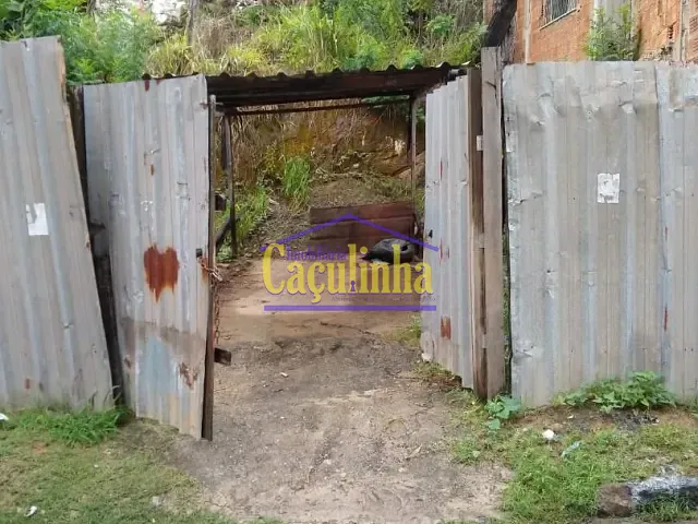 Terreno com 68m², à venda, no bairro Centro em Barra do Piraí