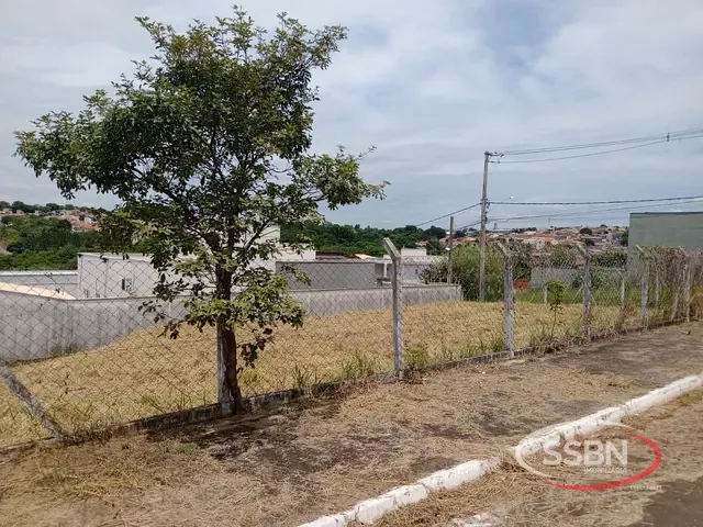 Terreno com 357m², à venda, no bairro Jardim Maria Helena em Nova Odessa