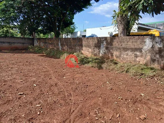 Terreno com 300m², à venda, no bairro Castelo Branco em Presidente Castelo Branco
