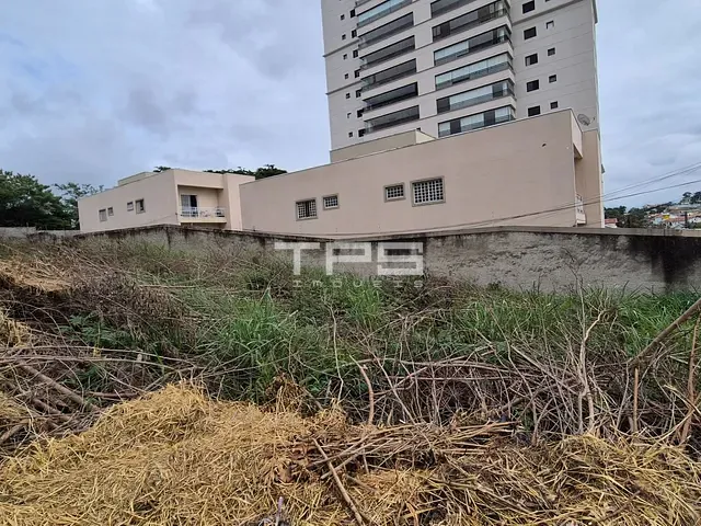 Terreno com 783m², à venda, no bairro Portal das Colinas em Guaratinguetá