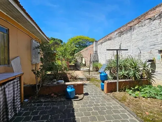 Terreno com 636m², à venda, no bairro Rebouças em Curitiba
