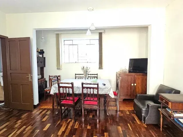 Terreno com 636m², à venda, no bairro Rebouças em Curitiba