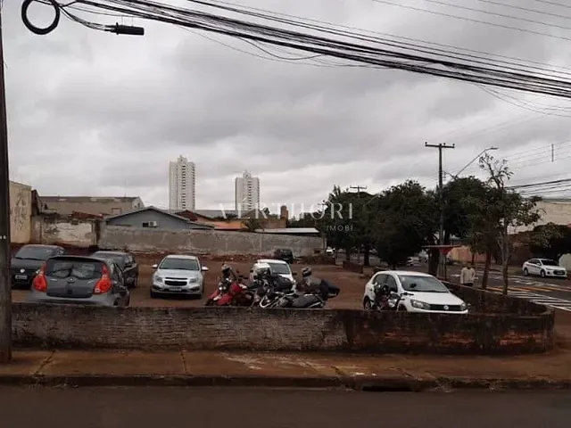 Terreno com 1625m², à venda, no bairro Jardim Morumbi em Londrina
