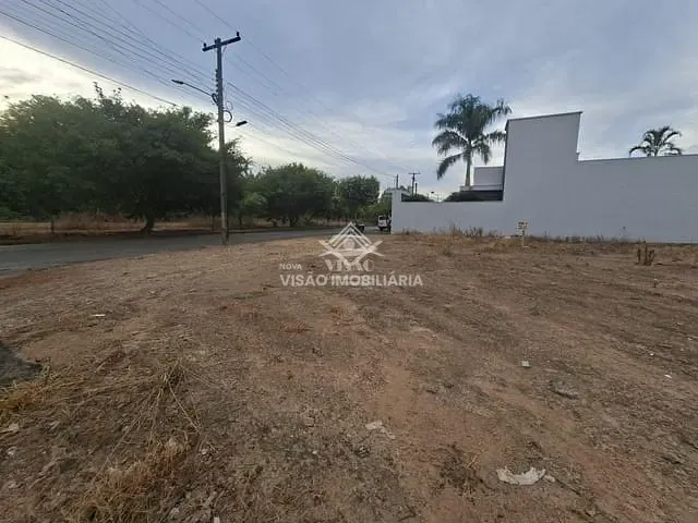Terreno com 690m², à venda, no bairro Jardim Maringá em Sinop