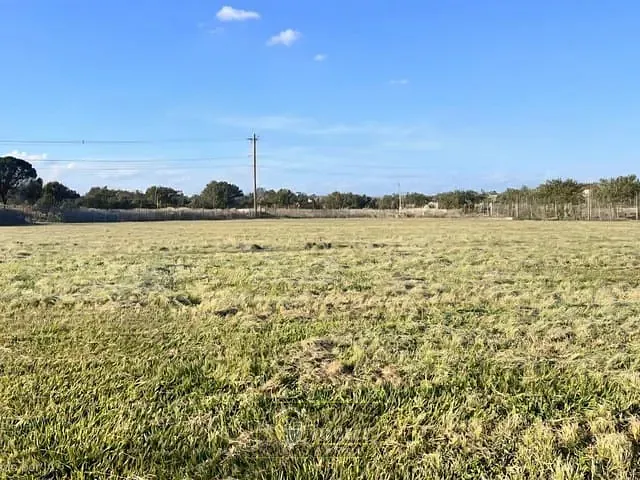 Terreno com 733m², à venda, no bairro Residencial Portal do Sol em Holambra