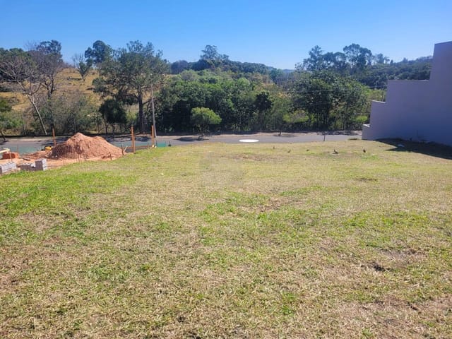 Terreno com 444m², à venda, no bairro Colinas de Indaiatuba em Indaiatuba