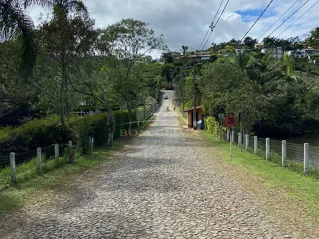 Terreno com 1800m², à venda, no bairro Filgueiras em Juiz de Fora
