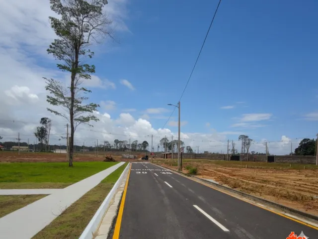 Terreno à venda, no bairro Icoaraci em Belém