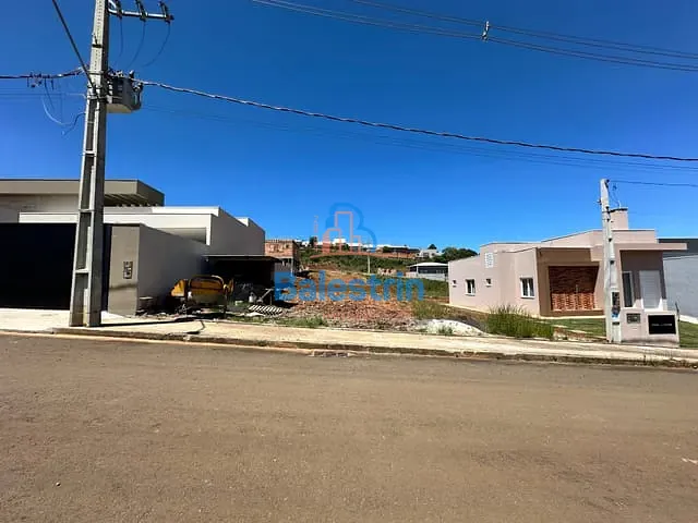 Terreno com 450m², à venda, no bairro Jardim das Hortências em Fraiburgo