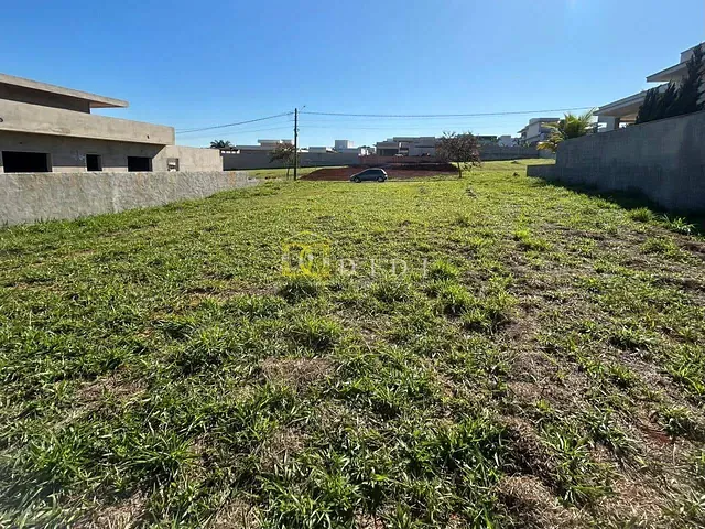 Terreno com 800m², à venda, no bairro Palmital em Porto Feliz