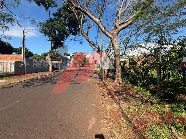 Terreno com 300m², à venda, no bairro Polo Universitário em Foz do Iguaçu