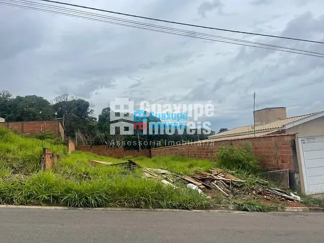 Terreno com 250m², à venda, no bairro Residencial Fazenda Planalto em GUAXUPÉ