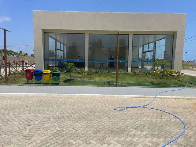 Terreno com 288m², à venda, no bairro Centro em Barra dos Coqueiros
