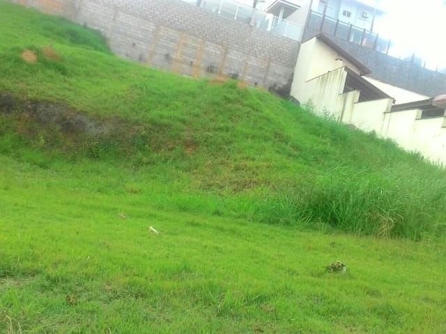 Terreno com 491m², à venda, no bairro Rainha em Louveira