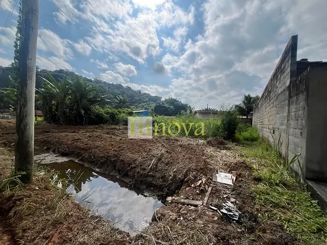 Terreno com 360m², à venda, no bairro Capricónio III em Caraguatatuba