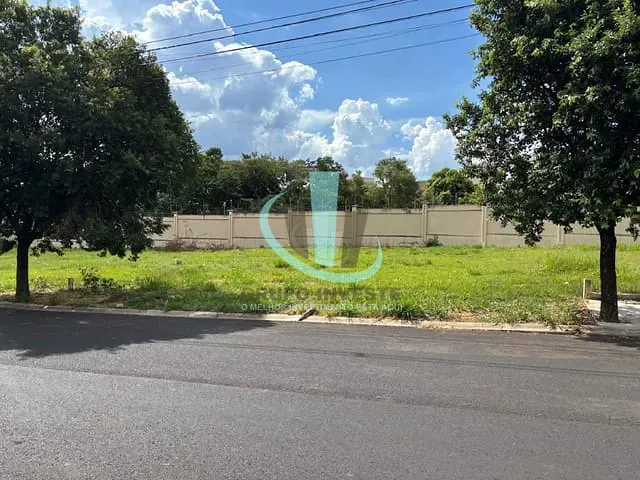 Terreno com 405m², à venda, no bairro JARDIM GARDÊNIAS em ARARAQUARA