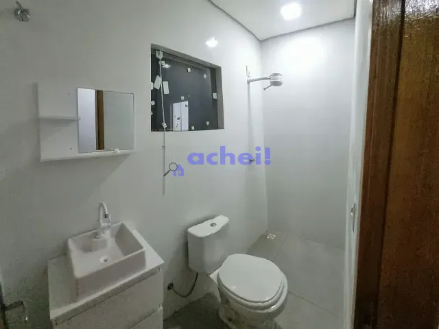 Casa 2 quartos e 2 banheiros, para alugar, no bairro Jardim do Parque em Rondonópolis