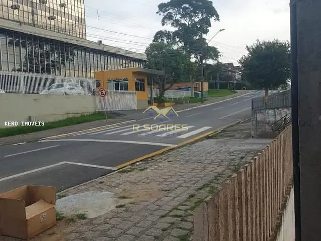 Terreno com 829m², à venda, no bairro Centro em Araucária