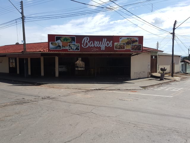 Galpão / Barracão com 360m², à venda, no bairro Água Branca em Goiânia