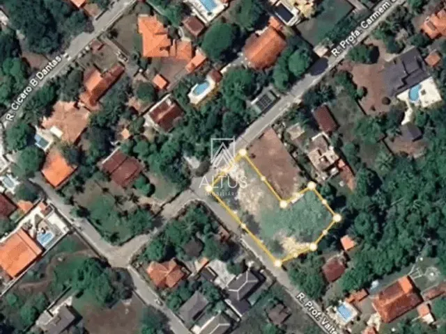 Terreno com 1440m², à venda, no bairro Recreio Ipitanga em Lauro de Freitas