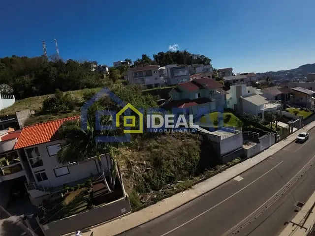 Terreno com 450m², à venda, no bairro Parque de Exposições em Concórdia