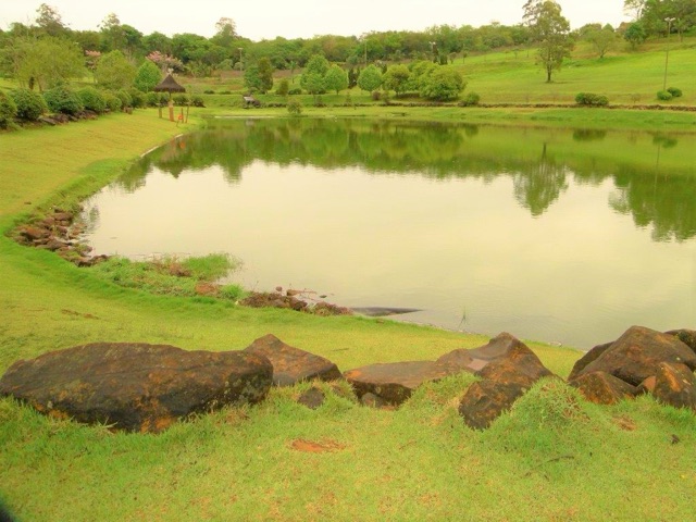 Terreno com 1300m², à venda, no bairro Esperança em Londrina