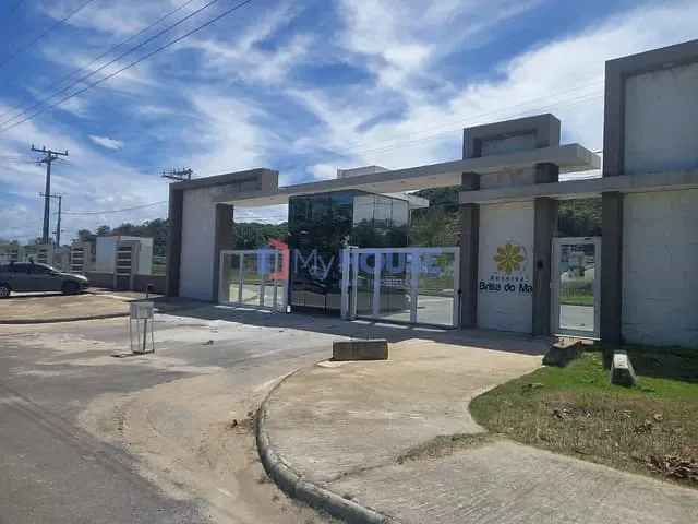 Terreno com 495m², à venda, no bairro Nossa Senhora da Vitória em Ilhéus