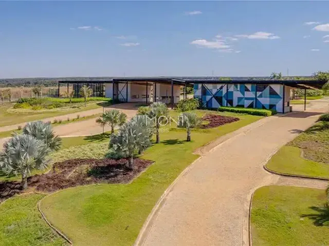 Terreno com 681m², à venda, no bairro Paranoá em Brasília