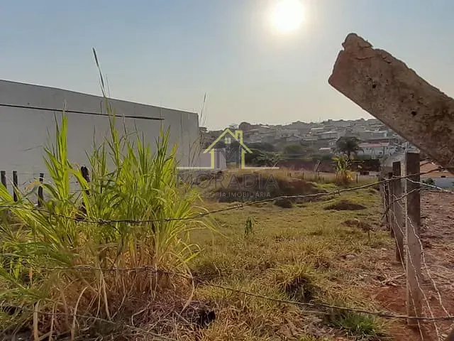 Terreno com 644m², à venda, no bairro Japy em Guaxupé