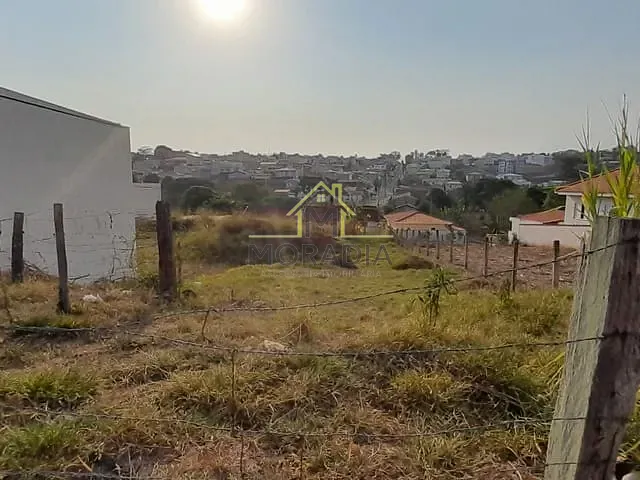 Terreno com 644m², à venda, no bairro Japy em Guaxupé